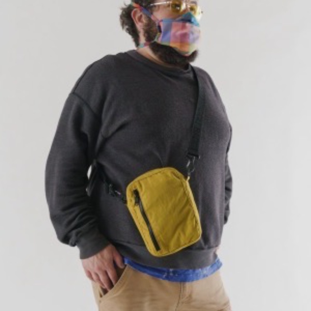 BAGGU NWT Lentil Sport Crossbody